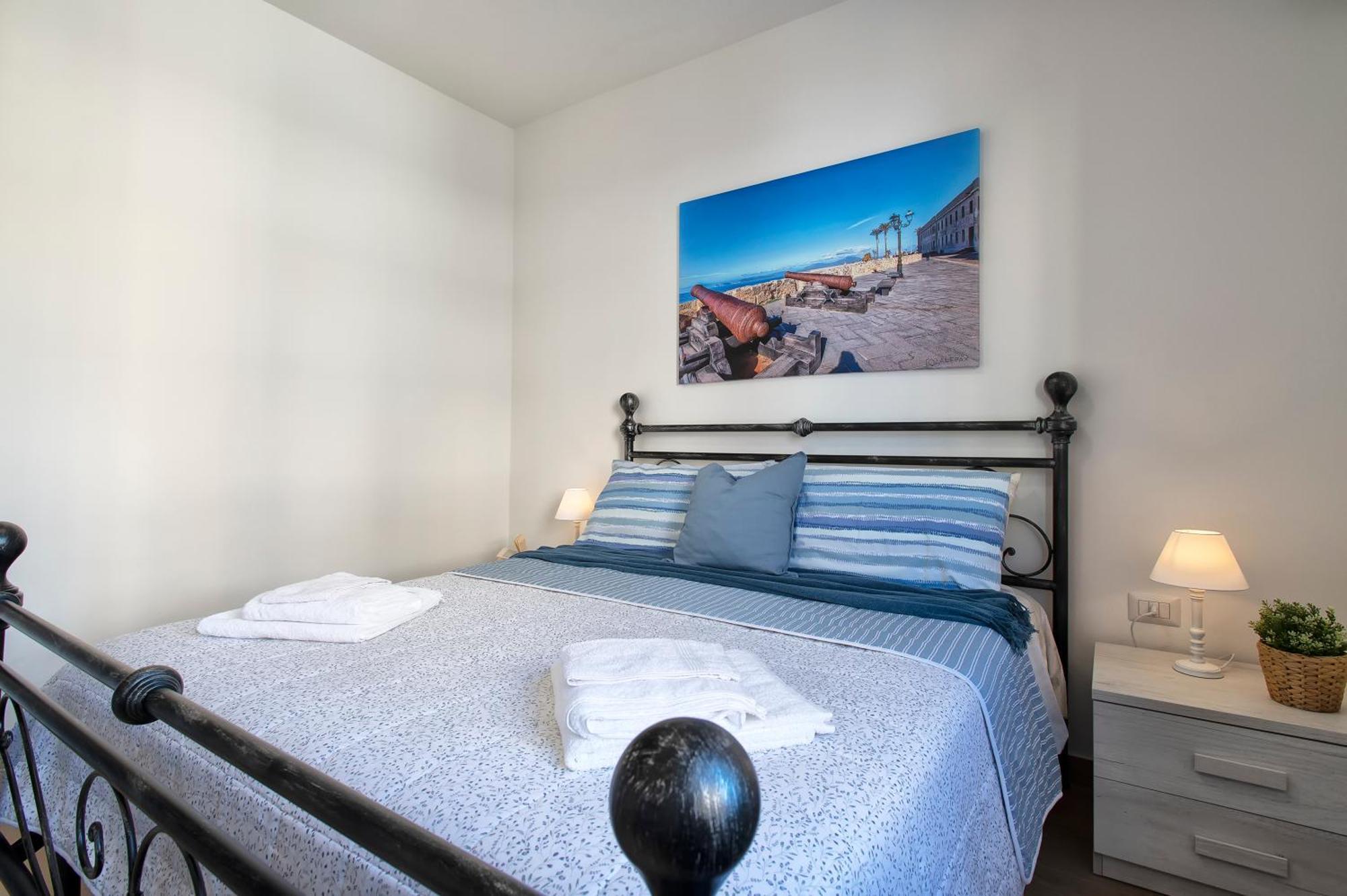 Pufferfish Apartment With Private Terrace Alghero Exterior photo