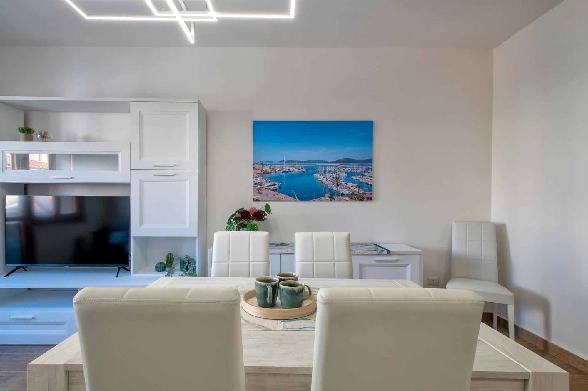 Pufferfish Apartment With Private Terrace Alghero Exterior photo
