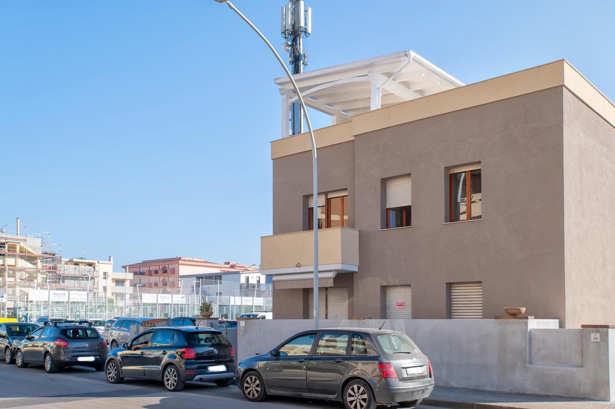 Pufferfish Apartment With Private Terrace Alghero Exterior photo
